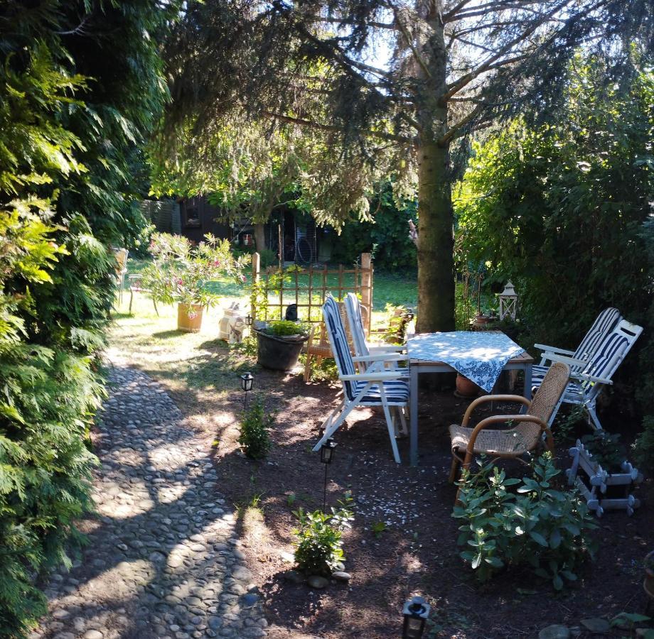 B&B Family Basement Apartment, Breakfast, Free Parking, 5Km From Tulln Chorherrn エクステリア 写真